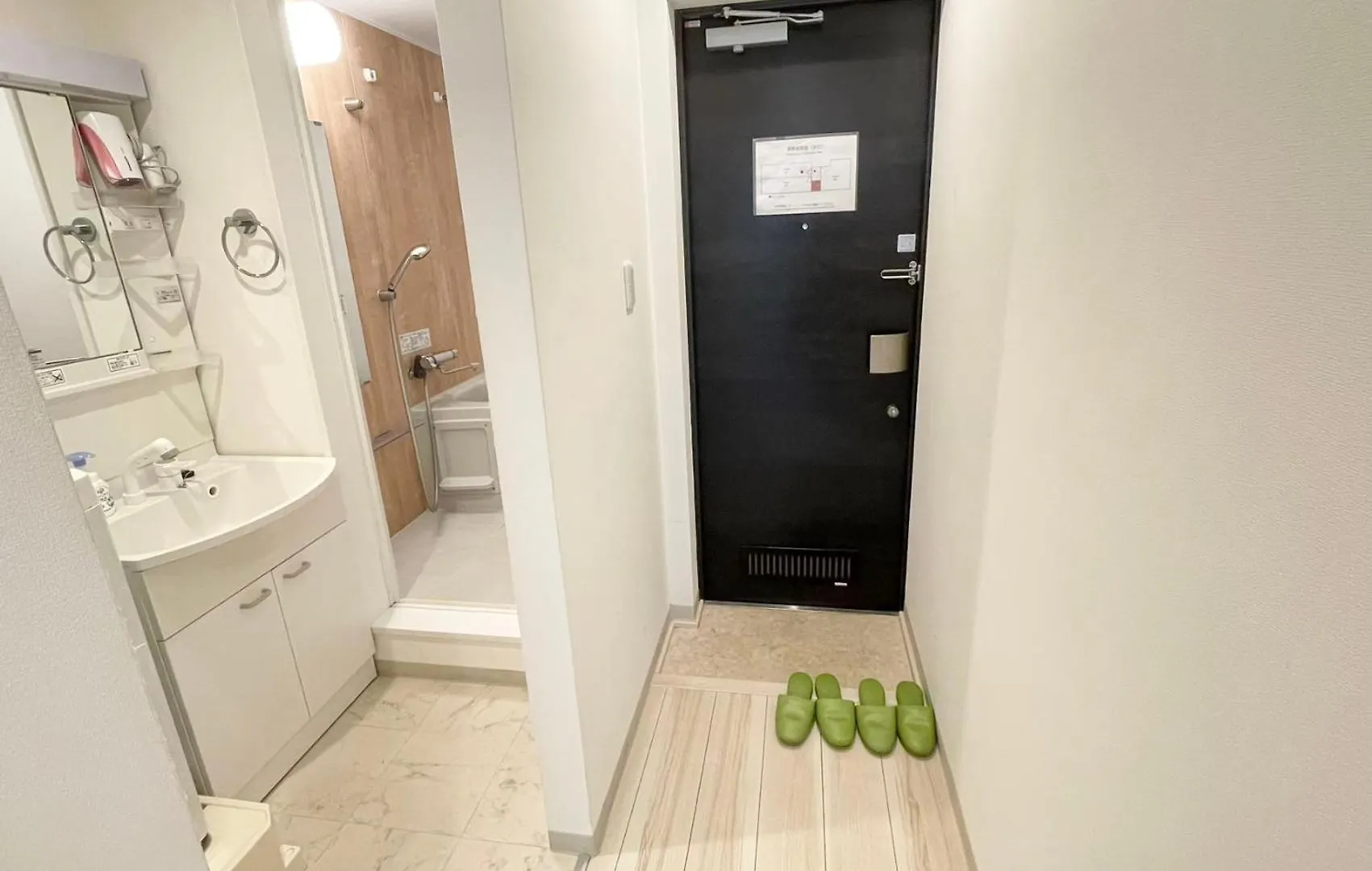 Comma House Nishi-Ikebukuro 3F Apartment Tokyo 0*,